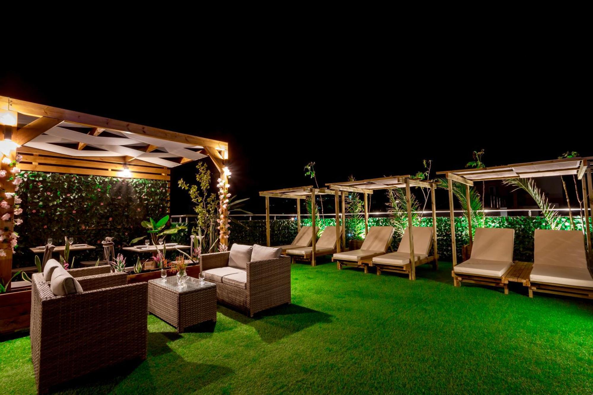 Pearl Seaside Cozy Apartments Ханя Екстериор снимка