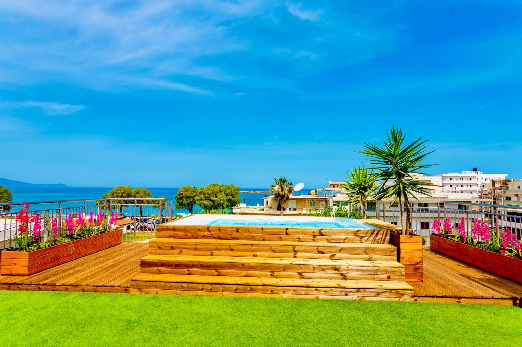 Pearl Seaside Cozy Apartments Ханя Екстериор снимка
