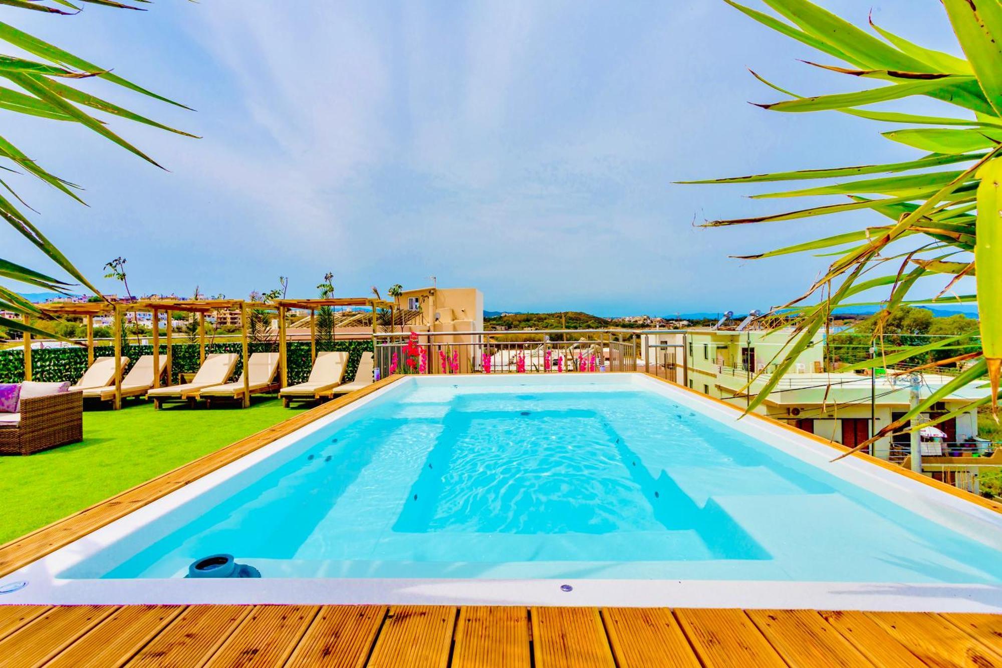 Pearl Seaside Cozy Apartments Ханя Екстериор снимка